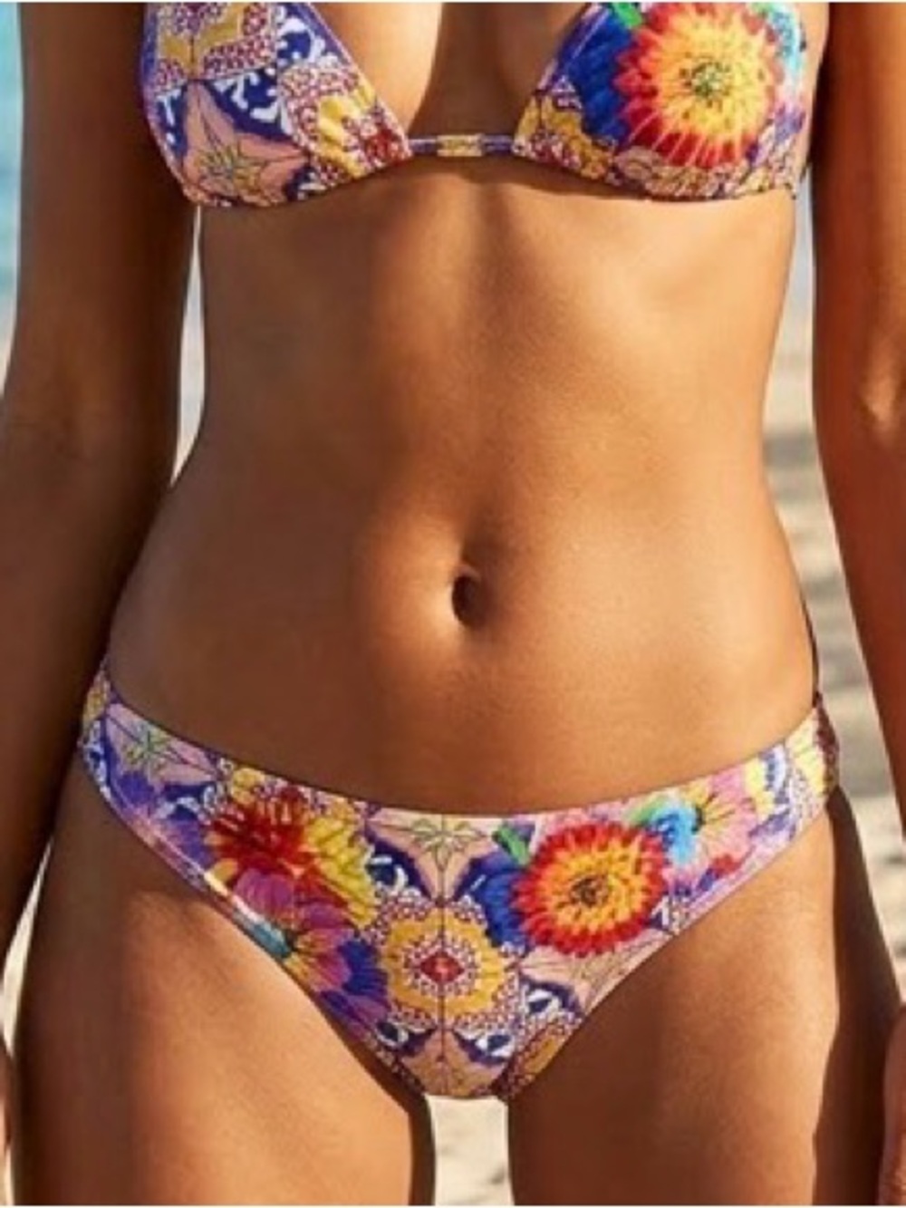 ASOS Floral Mosiac ruched bikini bottoms size 8 EUC